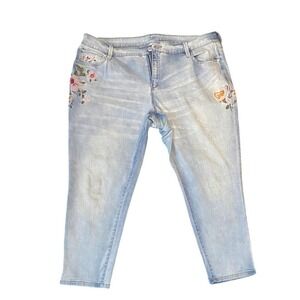 BOUTIQUE Plus Women Size 22W Ankle Light Wash Floral Embroidery Denim Blue Jeans